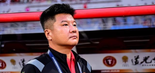 entit, 李金羽在江, 支亚冠豪门